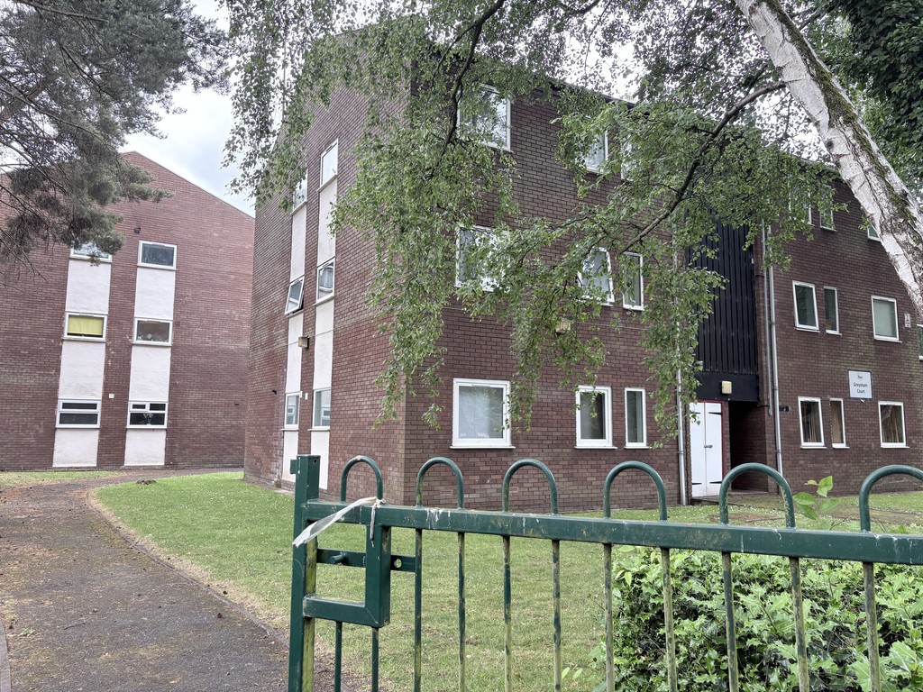 2 bed Apartment for rent in Manchester. From Martin & Co - Manchester Chorlton