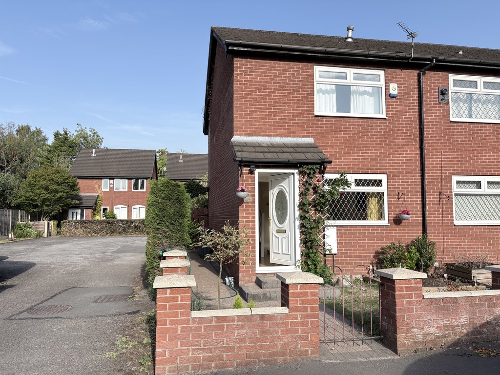 2 bed Mews for rent in Manchester. From Martin & Co - Manchester Chorlton