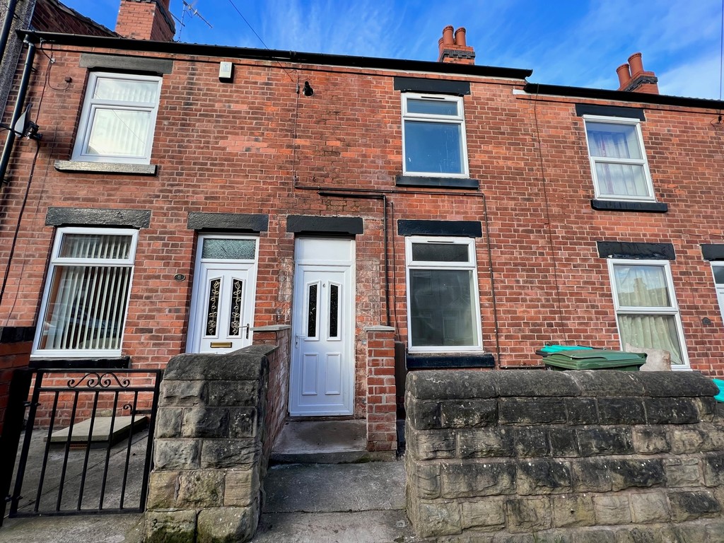 2 bed Mid Terraced House for rent in Nottingham. From Martin & Co - Mansfield