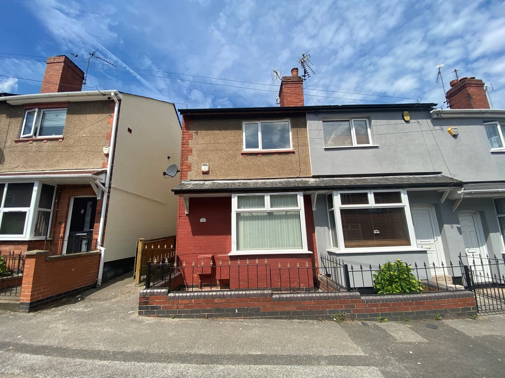 2 bed End Terraced House for rent in Notts . From Martin & Co - Mansfield