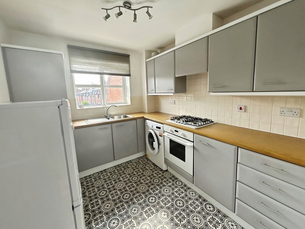 1 bed End of Terrace for rent in Nottinghamshire. From Martin & Co - Mansfield