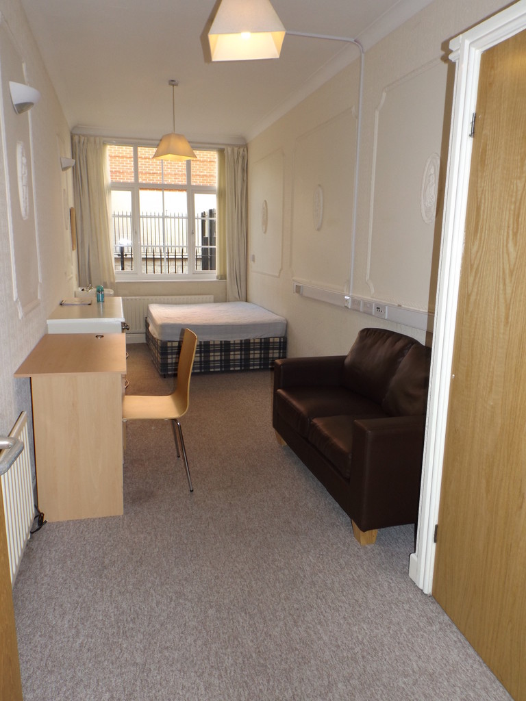 1 bed House Share for rent in Nottinghamshire. From Martin & Co - Nottingham City