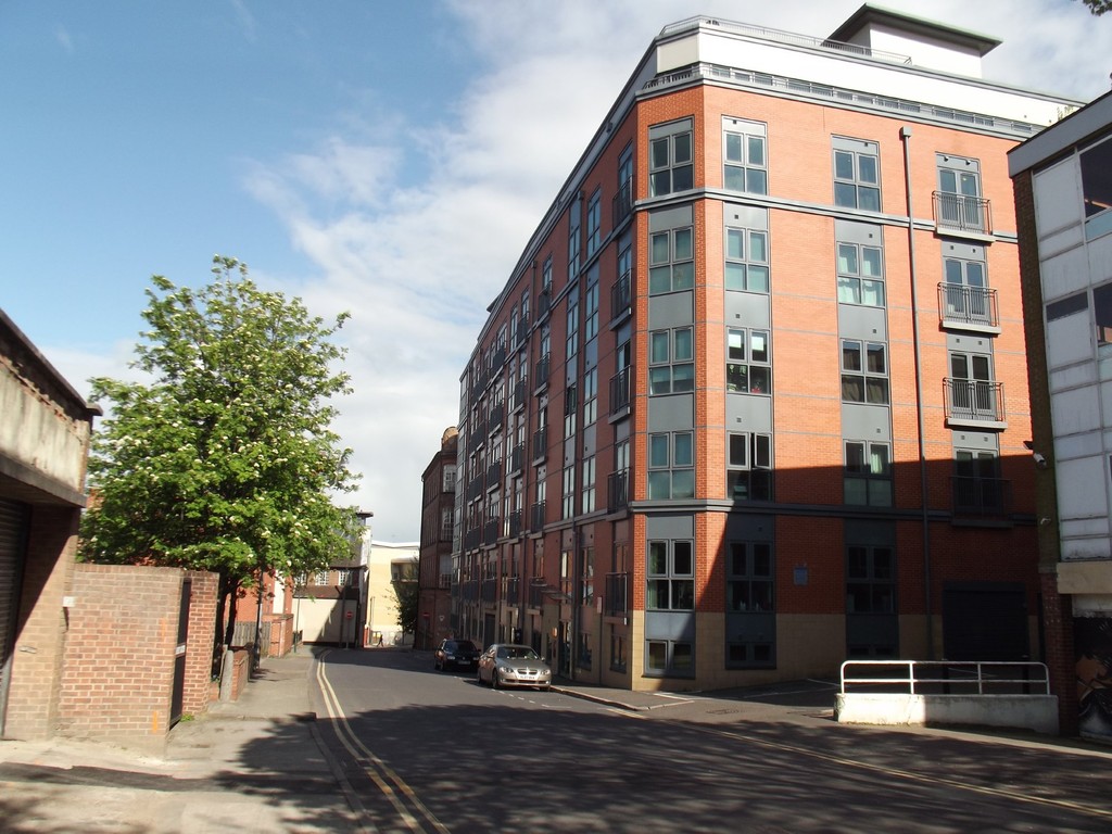 2 bed Apartment for rent in Nottingham. From Martin & Co - Nottingham City