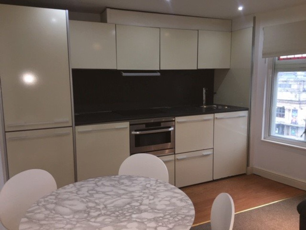 2 bed Apartment for rent in Nottingham. From Martin & Co - Nottingham City