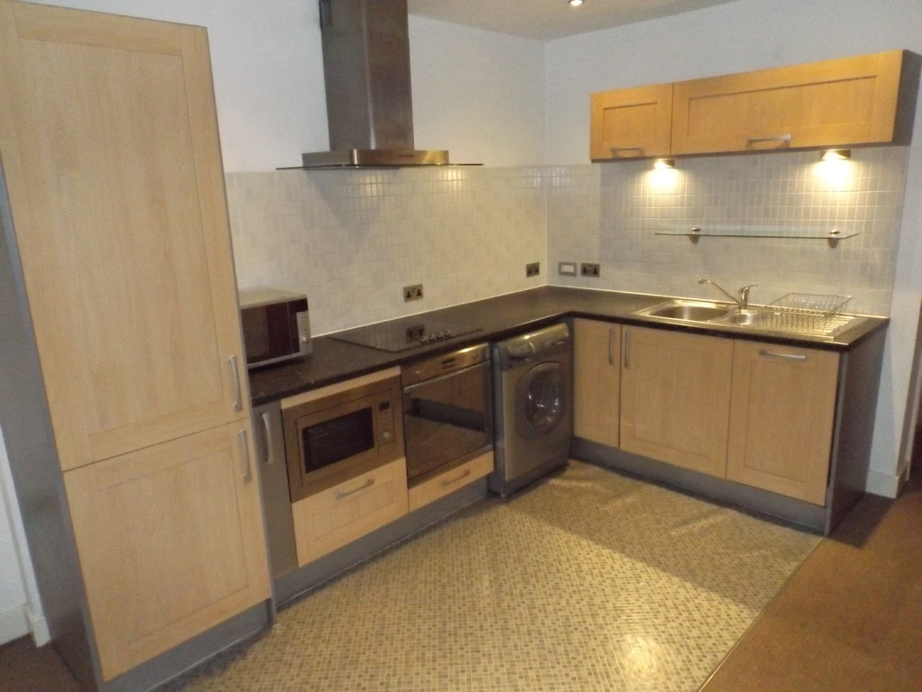 2 bed Apartment for rent in Nottingham. From Martin & Co - Nottingham City