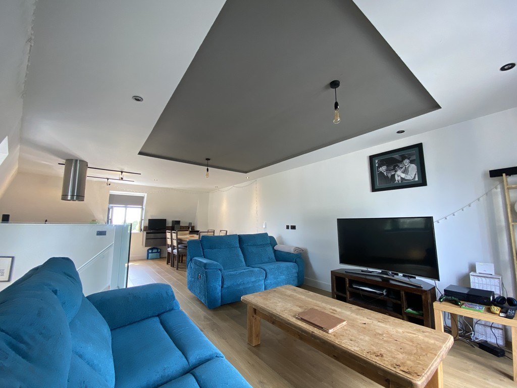 2 bed Apartment for rent in Dorset. From Martin & Co - Poole