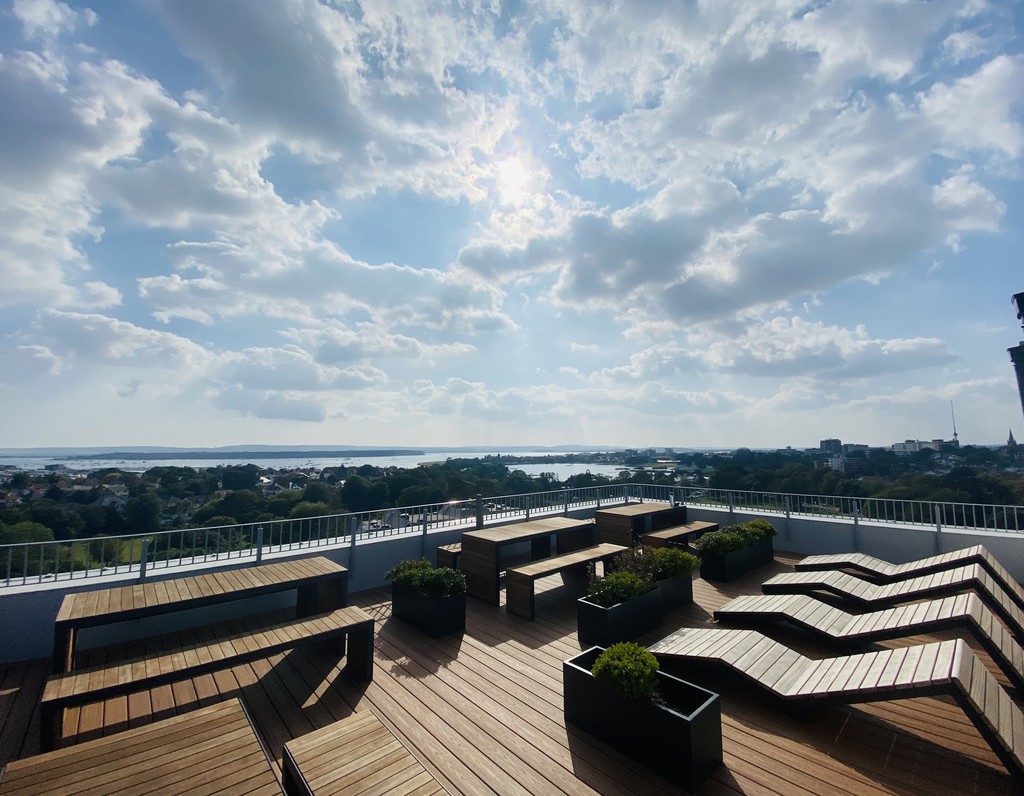 2 bed 1st Floor Flat for rent in Dorset. From Martin & Co - Poole