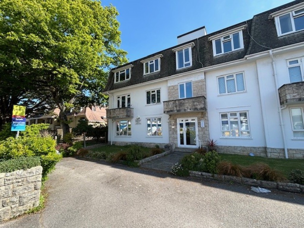 2 bed Apartment for rent in Dorset. From Martin & Co - Poole