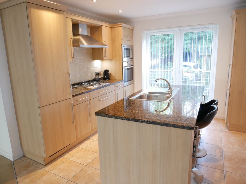 2 bed Ground Floor Flat for rent in Dorset. From Martin & Co - Poole