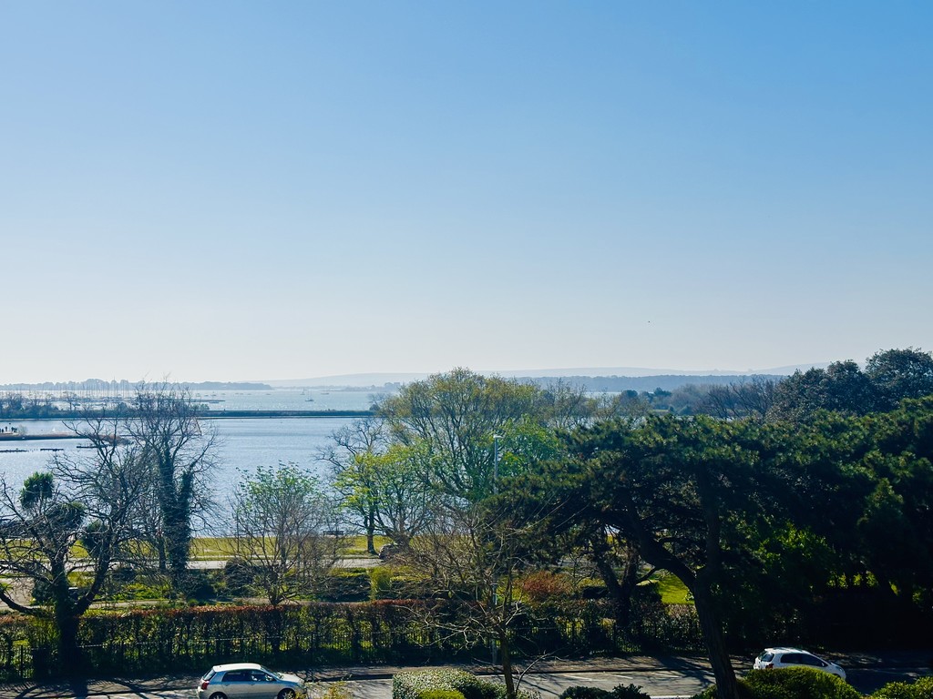 2 bed Apartment for rent in Dorset. From Martin & Co - Poole