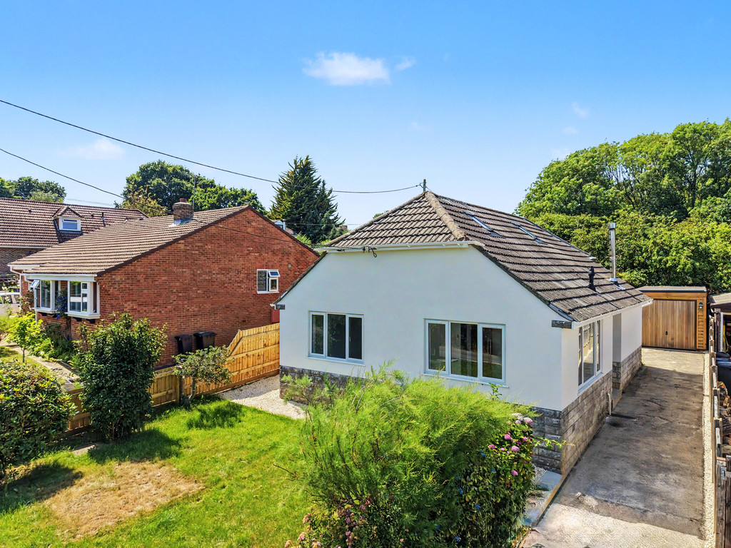 3 bed Detached bungalow for rent in Dorset. From Martin & Co - Poole 3 bed Detached bungalow for rent in Dorset. From Martin & Co - Poole