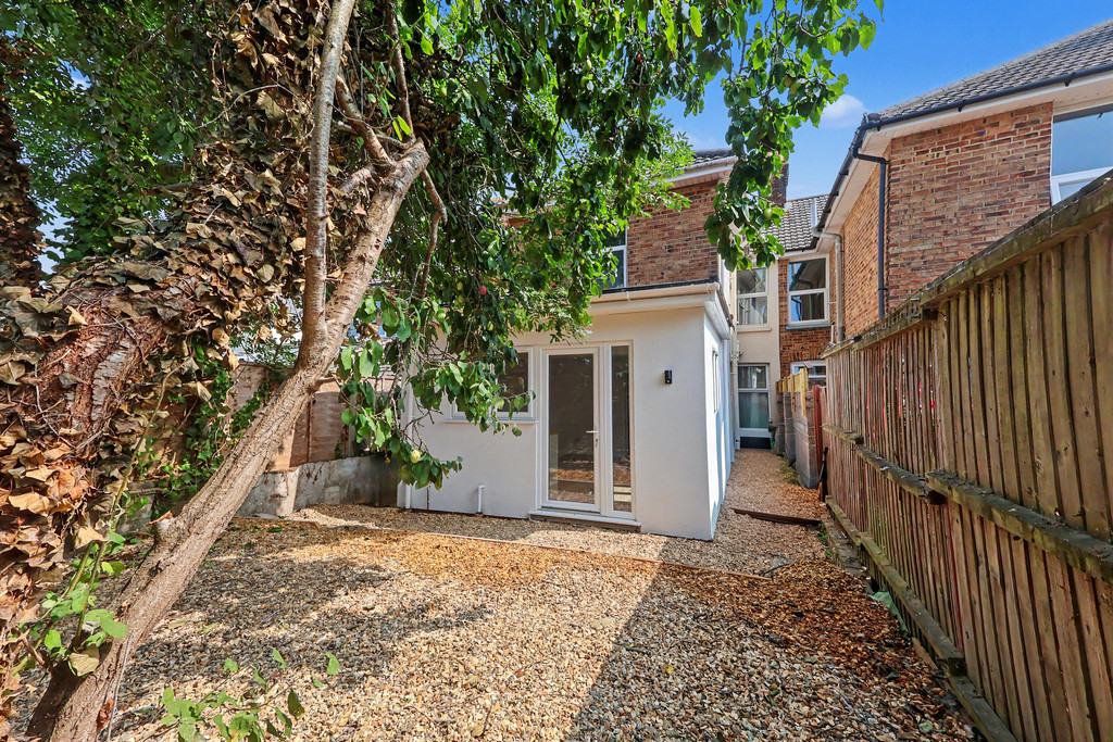 1 bed Ground Floor Flat for rent in Dorset. From Martin & Co - Poole