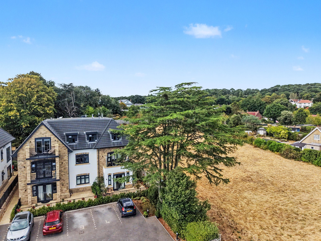 2 bed Apartment for rent in Dorset. From Martin & Co - Poole 2 bed Apartment for rent in Dorset. From Martin & Co - Poole