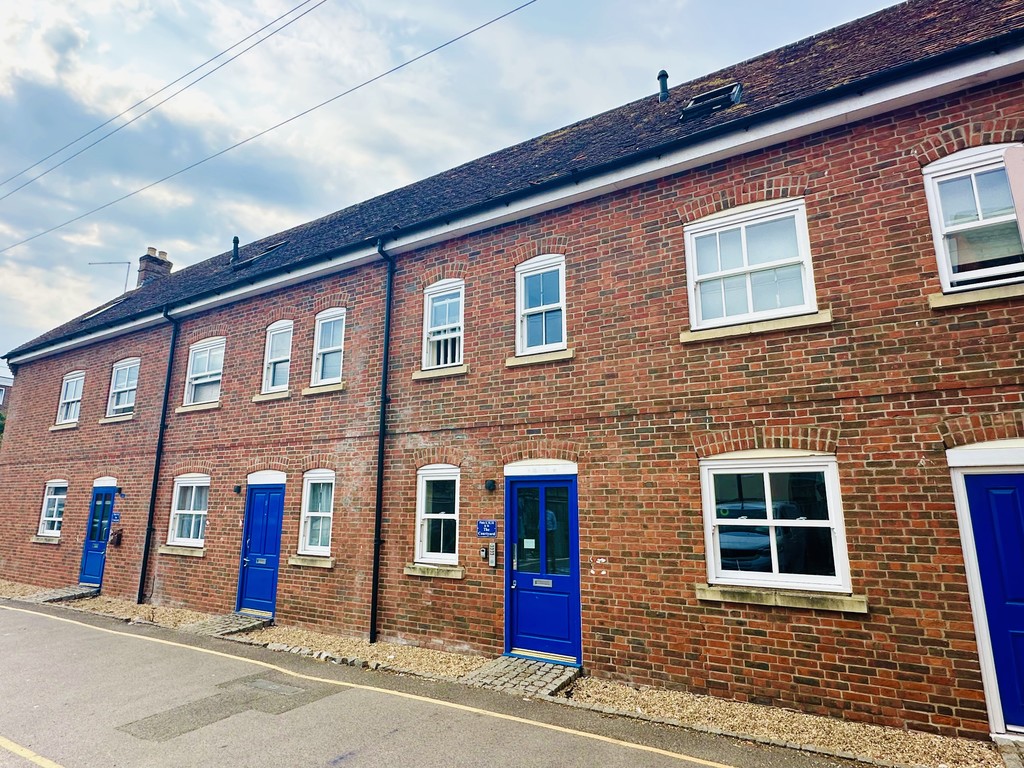 1 bed Apartment for rent in Dorset. From Martin & Co - Poole