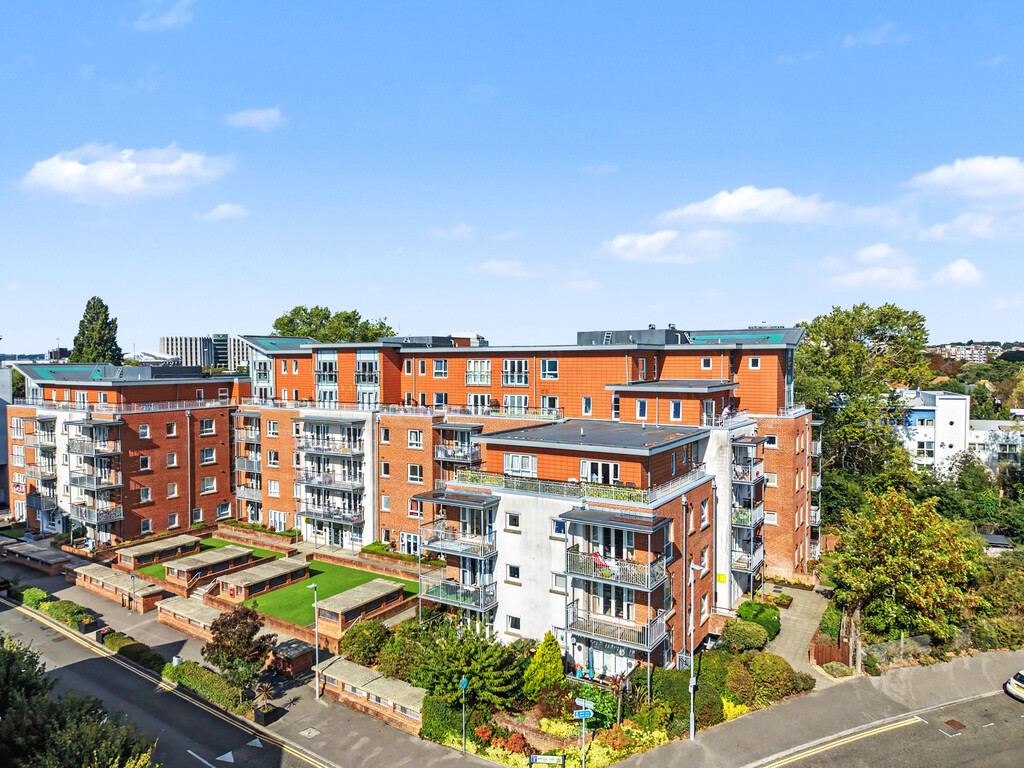 2 bed Apartment for rent in Dorset. From Martin & Co - Poole 2 bed Apartment for rent in Dorset. From Martin & Co - Poole