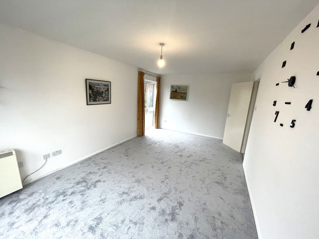 2 bed Flat for rent in Berkshire. From Martin & Co - Reading