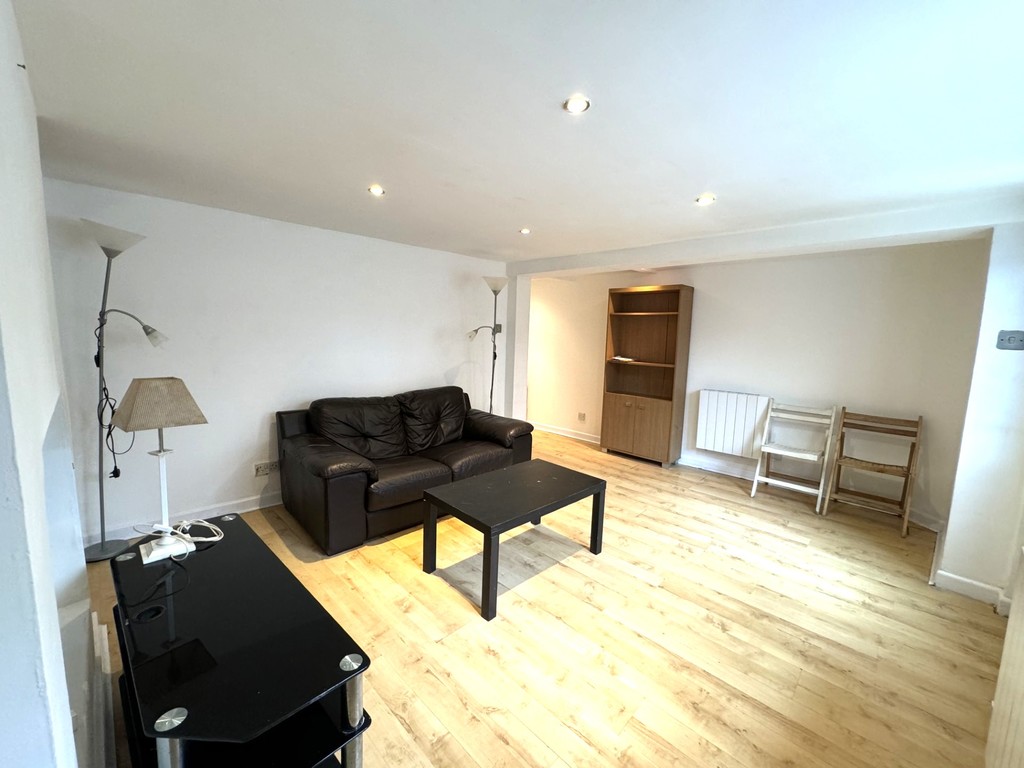1 bed Studio for rent in Reading. From Martin & Co - Reading