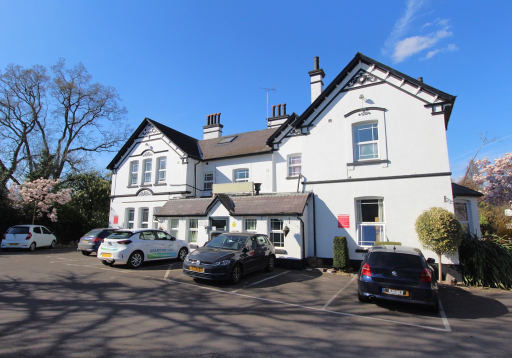 1 bed Studio for rent in Berkshire. From Martin & Co - Reading