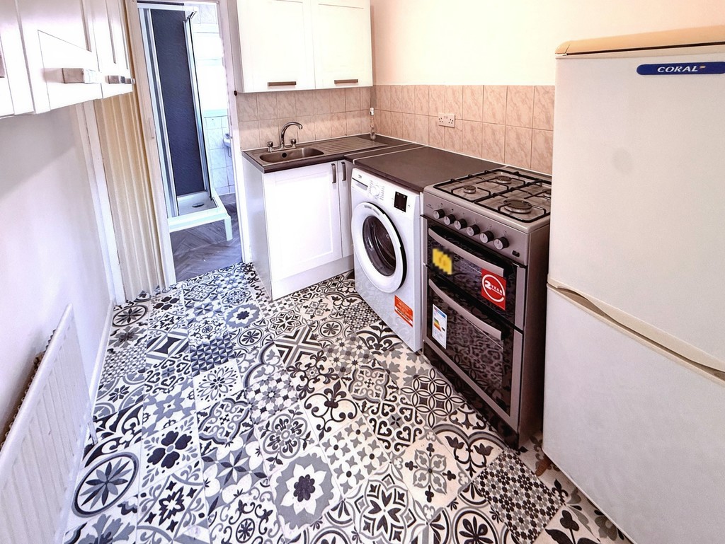 1 bed Studio for rent in UK. From Martin & Co - Reading 1 bed Studio for rent in UK. From Martin & Co - Reading