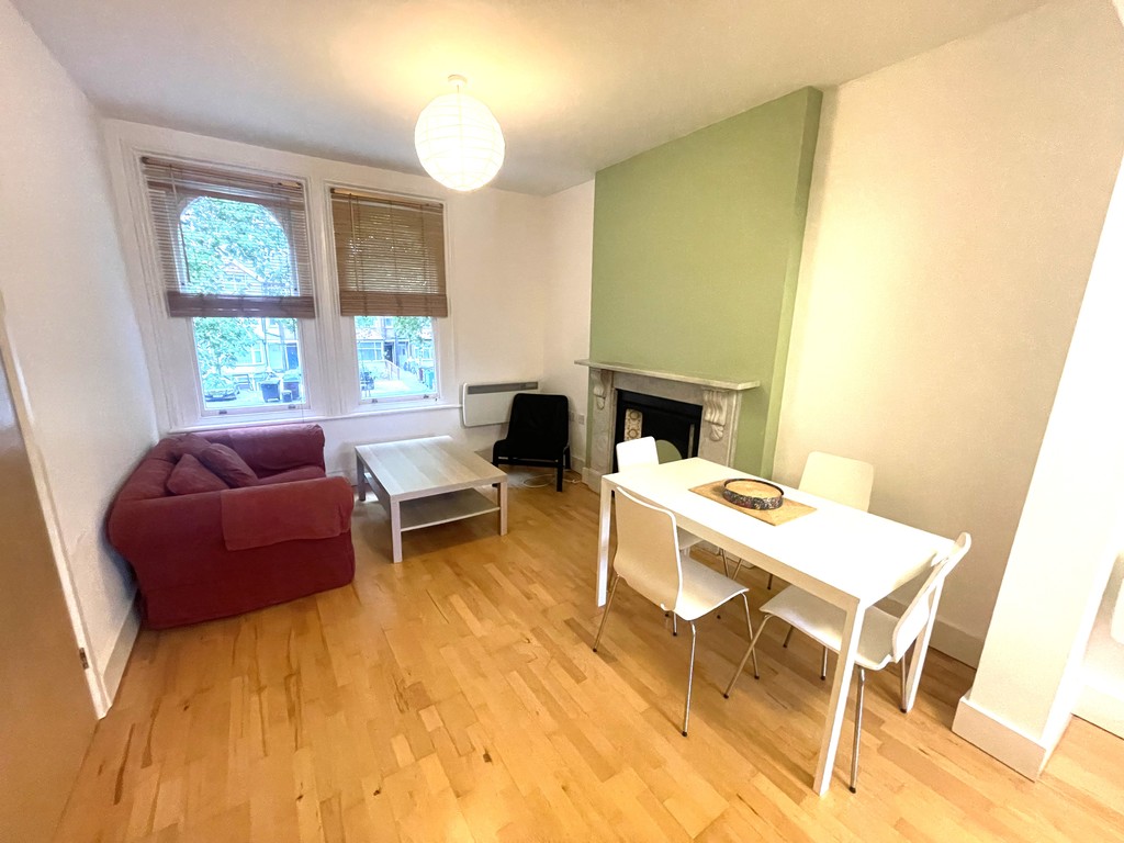 1 bed Apartment for rent in Reading. From Martin & Co - Reading