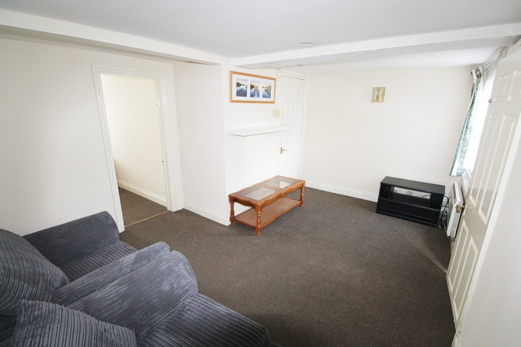 2 bed 1st Floor Flat for rent in Shinfield. From Martin & Co - Reading 2 bed 1st Floor Flat for rent in Shinfield. From Martin & Co - Reading