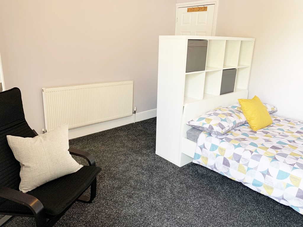 1 bed Ground Floor Flat for rent in Berkshire. From Martin & Co - Reading