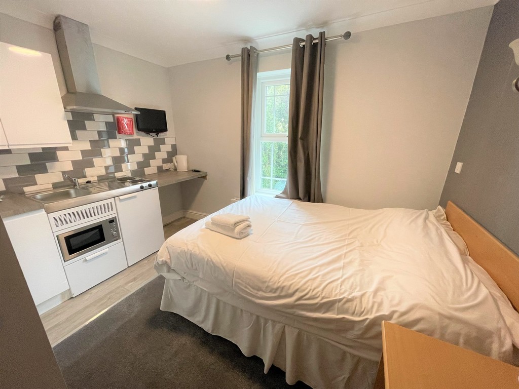 1 bed Studio for rent in Berkshire. From Martin & Co - Reading 1 bed Studio for rent in Berkshire. From Martin & Co - Reading