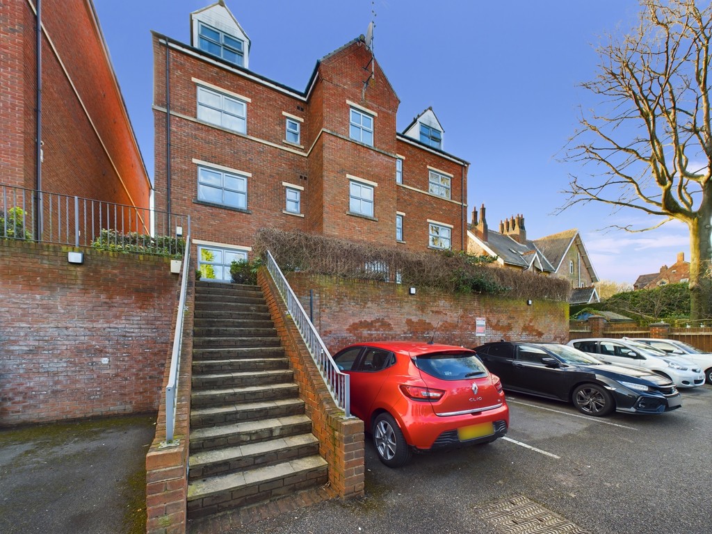 2 bed Apartment for rent in Rotherham. From Martin & Co - Rotherham