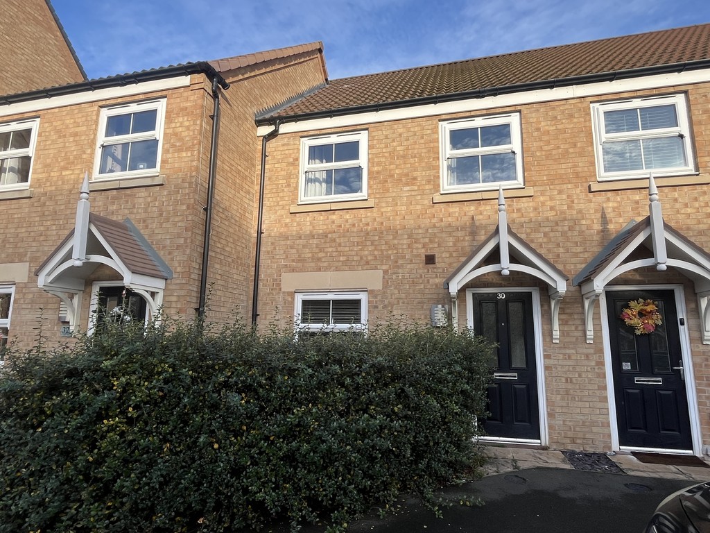 3 bed Mid Terraced House for rent in Newark. From Martin & Co - Newark