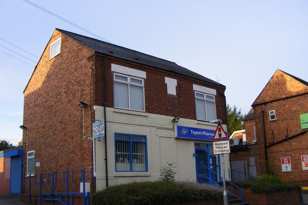 2 bed Flat for rent in Staffordshire. From Martin & Co - Tamworth