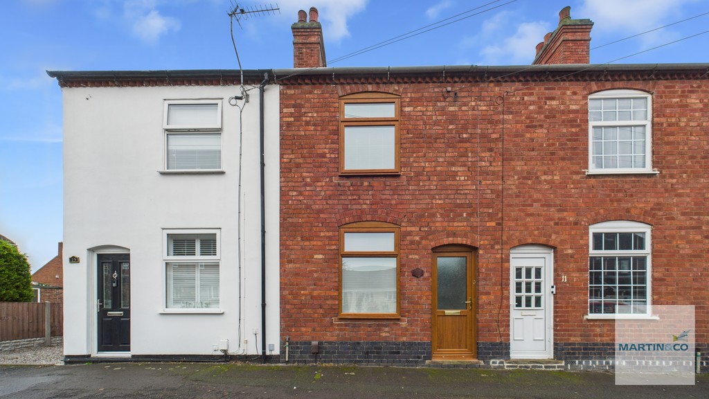 3 bed Mid Terraced House for rent in Staffordshire. From Martin & Co - Tamworth