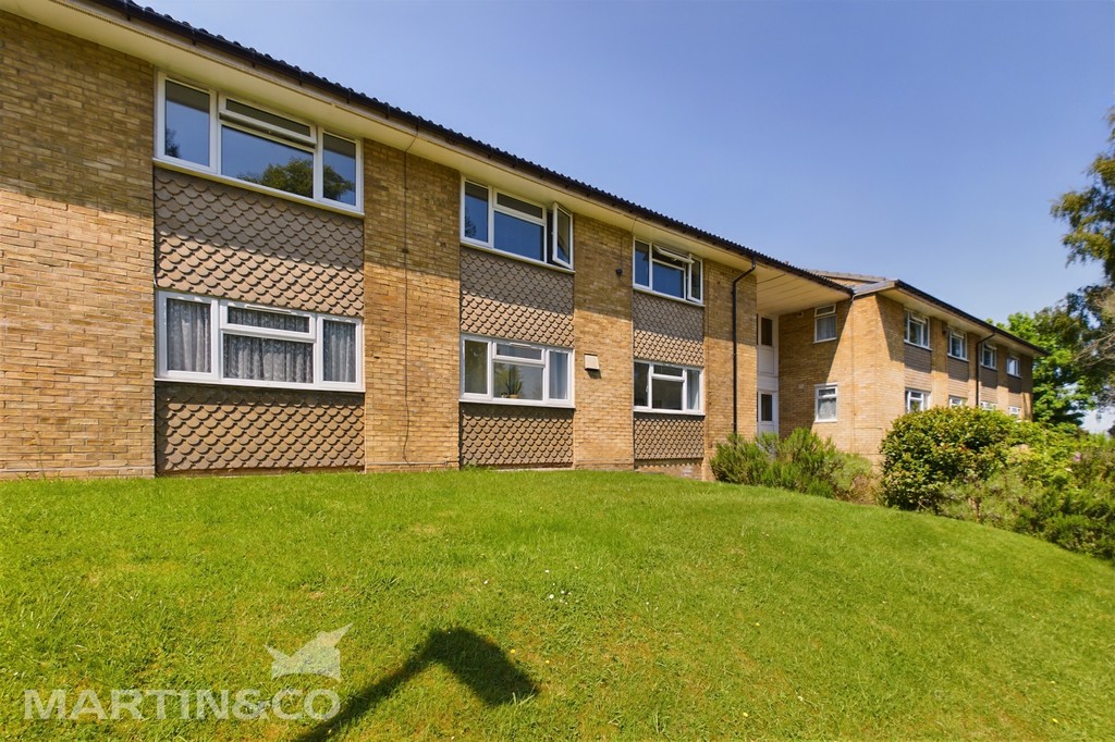 2 bed Apartment for rent in Kent. From Martin & Co - Tunbridge Wells