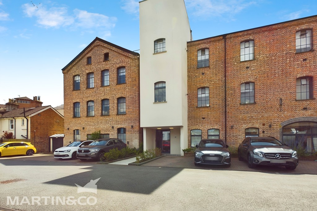 2 bed Apartment for rent in Tunbridge Wells. From Martin & Co - Tunbridge Wells