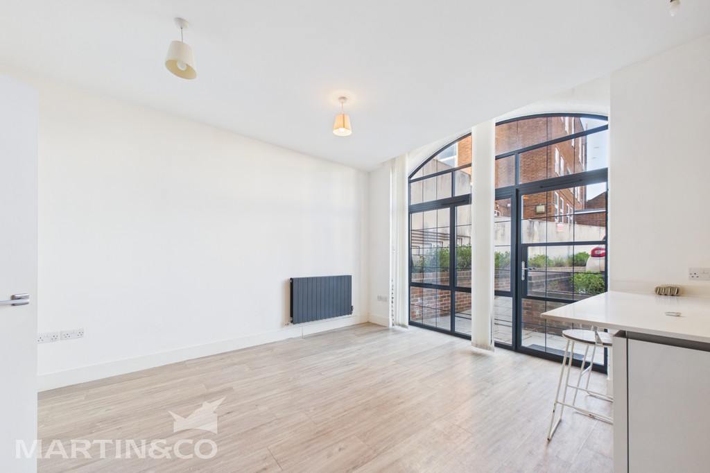 2 bed Apartment for rent in Kent . From Martin & Co - Tunbridge Wells