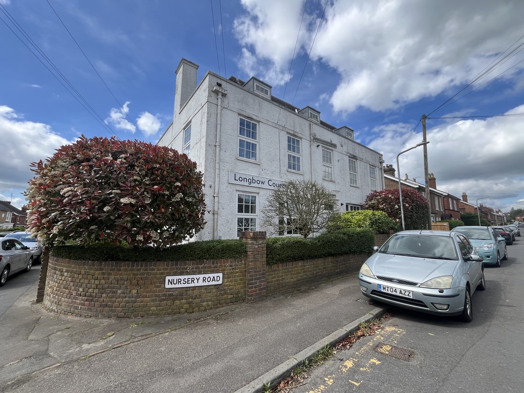 2 bed Apartment for rent in Southborough. From Martin & Co - Tunbridge Wells