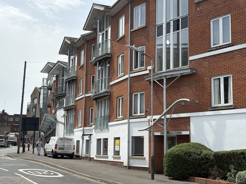 2 bed Apartment for rent in Tunbridge Wells. From Martin & Co - Tunbridge Wells