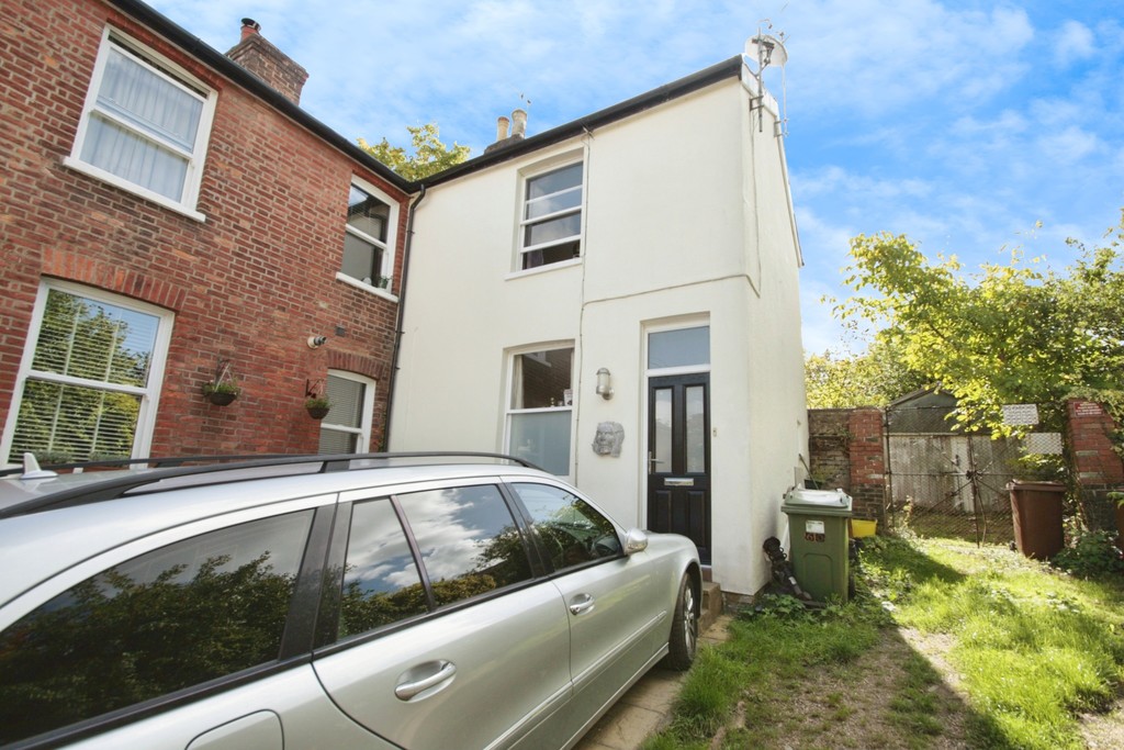 2 bed End of Terrace for rent in Kent. From Martin & Co - Tunbridge Wells 2 bed End of Terrace for rent in Kent. From Martin & Co - Tunbridge Wells