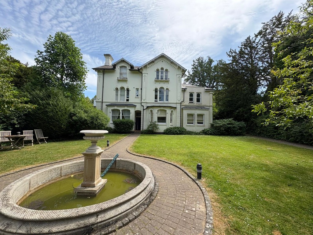 1 bed Apartment for rent in Pembury. From Martin & Co - Tunbridge Wells