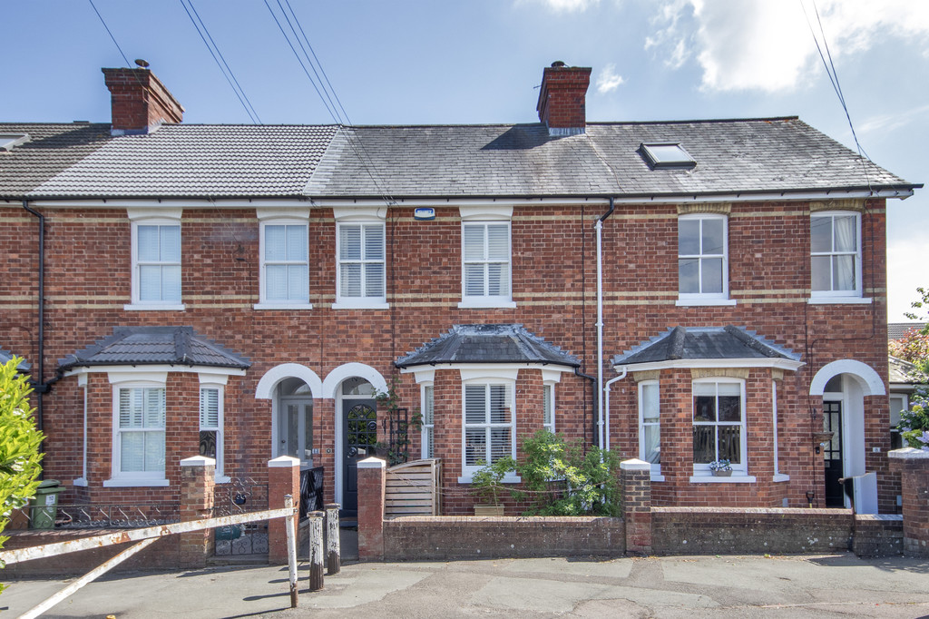 3 bed Mid Terraced House for rent in Kent. From Martin & Co - Tunbridge Wells 3 bed Mid Terraced House for rent in Kent. From Martin & Co - Tunbridge Wells