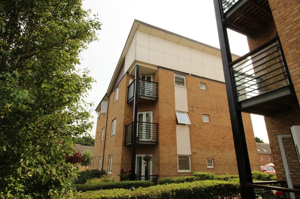 2 bed Apartment for rent in Stanborough. From Martin & Co - Welwyn and Hatfield