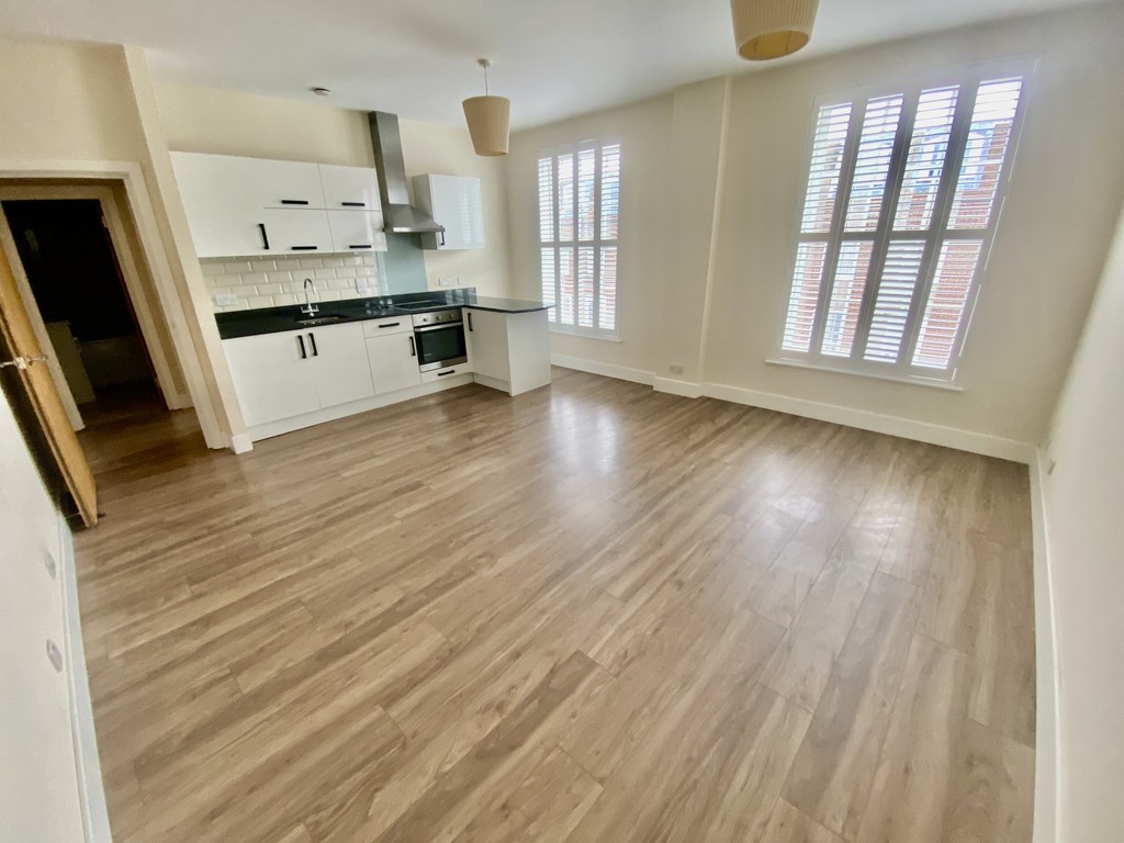 1 bed 1st Floor Flat for rent in Hertfordshire. From Martin & Co - Welwyn and Hatfield 1 bed 1st Floor Flat for rent in Hertfordshire. From Martin & Co - Welwyn and Hatfield