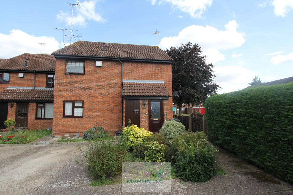 2 bed Ground floor maisonette for rent in Herts. From Martin & Co - Welwyn and Hatfield