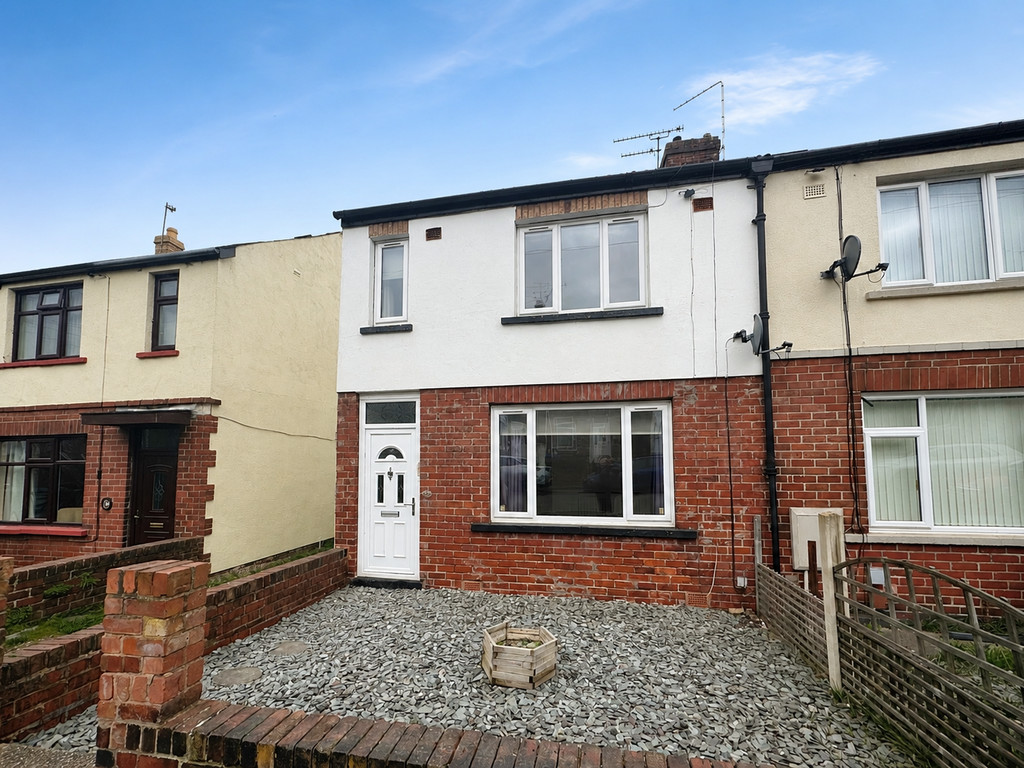 3 bed End of Terrace for rent in Swallownest. From Martin & Co - Worksop