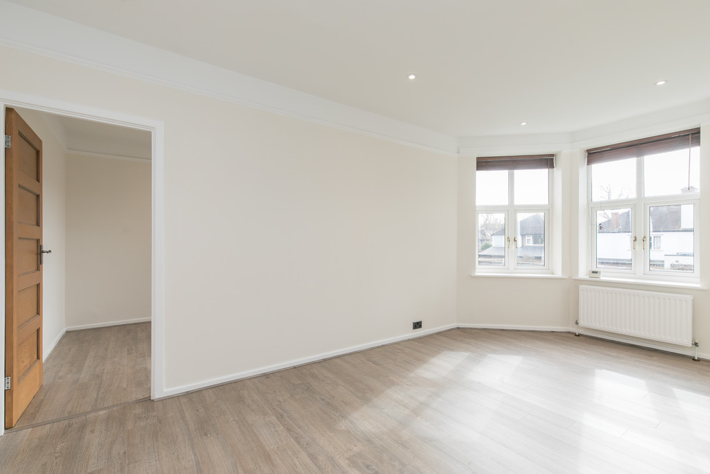 1 bed Flat for rent in London. From Martin & Co - Twickenham