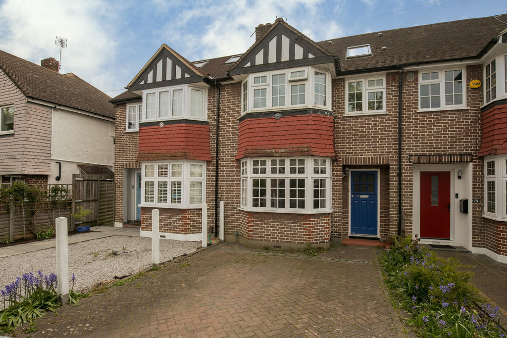 4 bed Mid Terraced House for rent in Middlesex. From Martin & Co - Twickenham