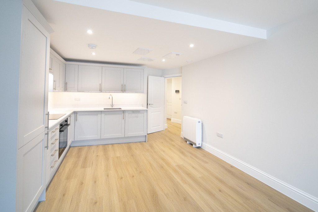 2 bed Apartment for rent in Twickenham. From Martin & Co - Twickenham 2 bed Apartment for rent in Twickenham. From Martin & Co - Twickenham