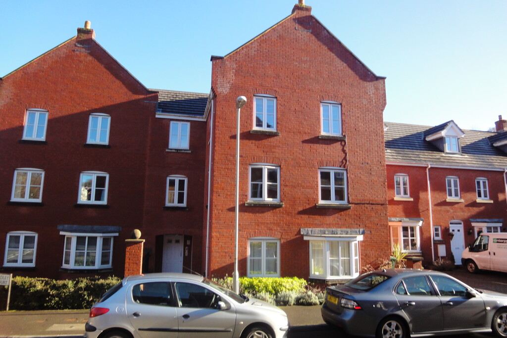 2 bed 1st Floor Flat for rent in Devon. From Martin & Co - Exeter 2 bed 1st Floor Flat for rent in Devon. From Martin & Co - Exeter