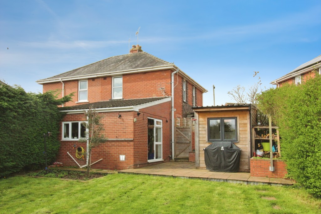 2 bed Semi Detached for rent in Nadderwater. From Martin & Co - Exeter