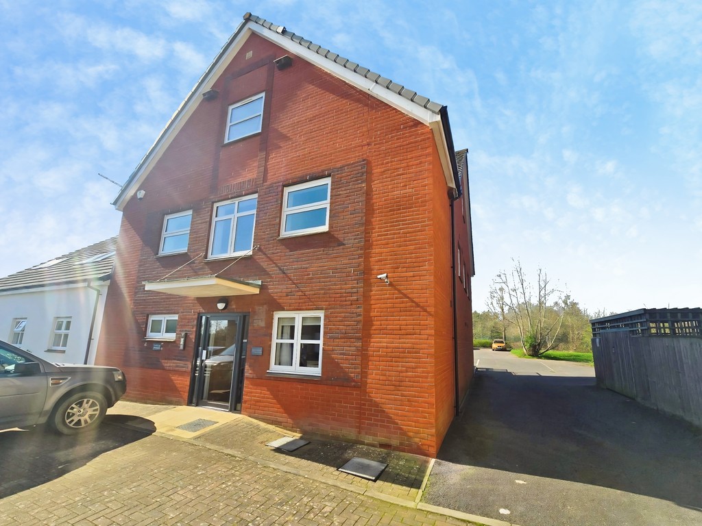 2 bed Ground Floor Flat for rent in Exeter. From Martin & Co - Exeter 2 bed Ground Floor Flat for rent in Exeter. From Martin & Co - Exeter
