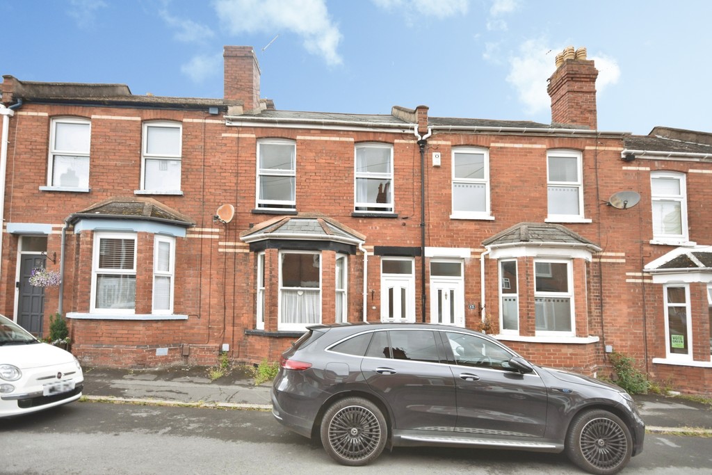 2 bed Mid Terraced House for rent in Devon. From Martin & Co - Exeter